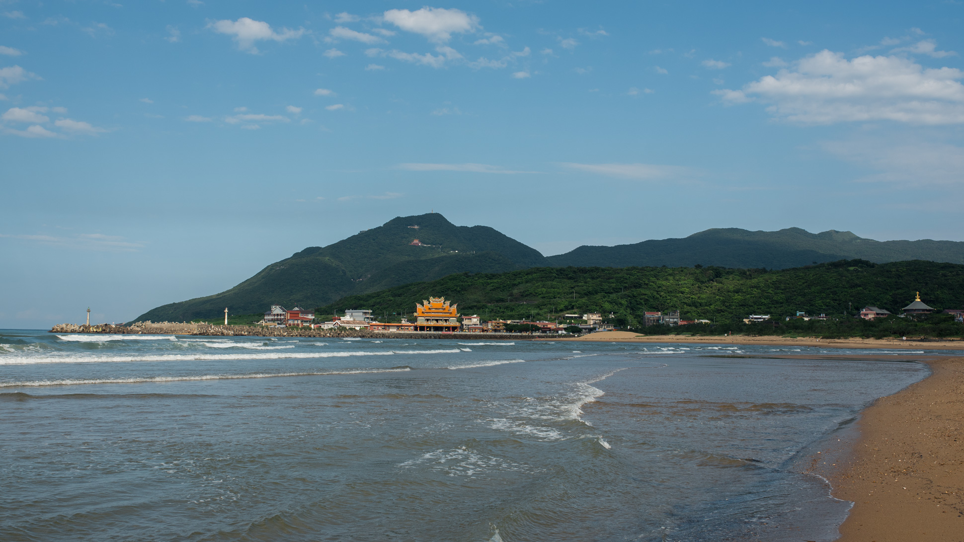 Fulong beach